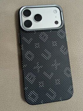 Black Geo Metal Lens Case